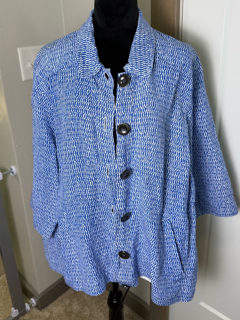Cj Banks Linen Blend Blue White Button Down Jacket‎ Blouse Collared Geometric 2X